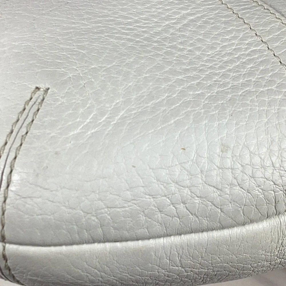 Coach Soho Buckle Flap White and Tan Crossbody Small‎ Fall Bag